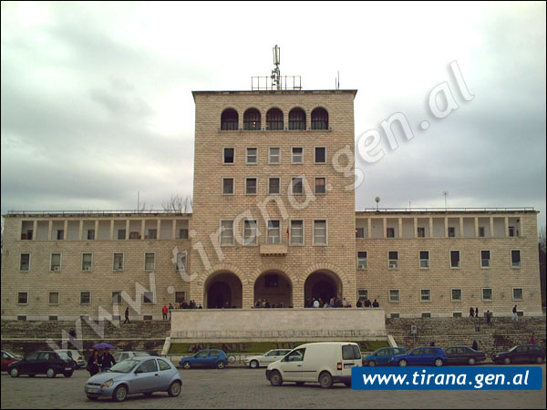 Universiteti Tiranes